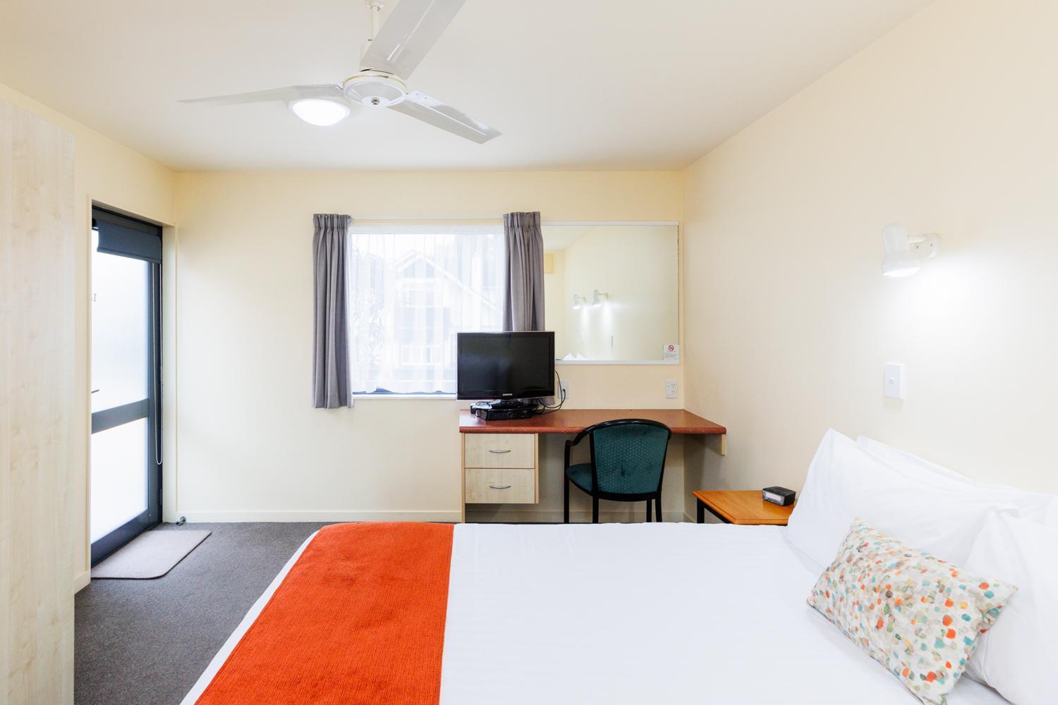 Bella Vista Motel Палмерстън Норт Екстериор снимка