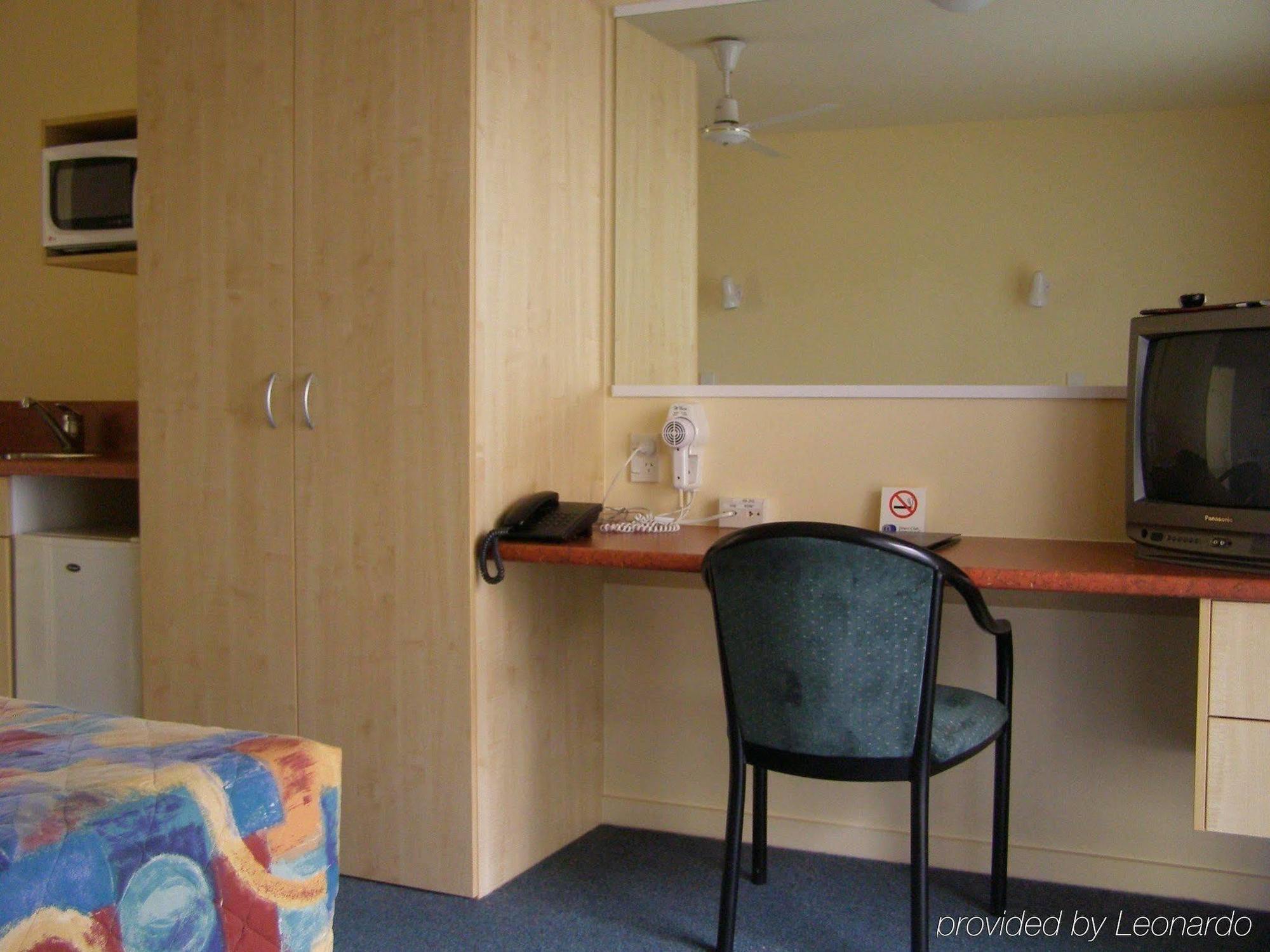 Bella Vista Motel Палмерстън Норт Стая снимка